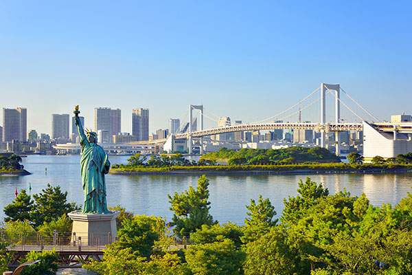 Rainbow Bridge (Tokyo Bay area)